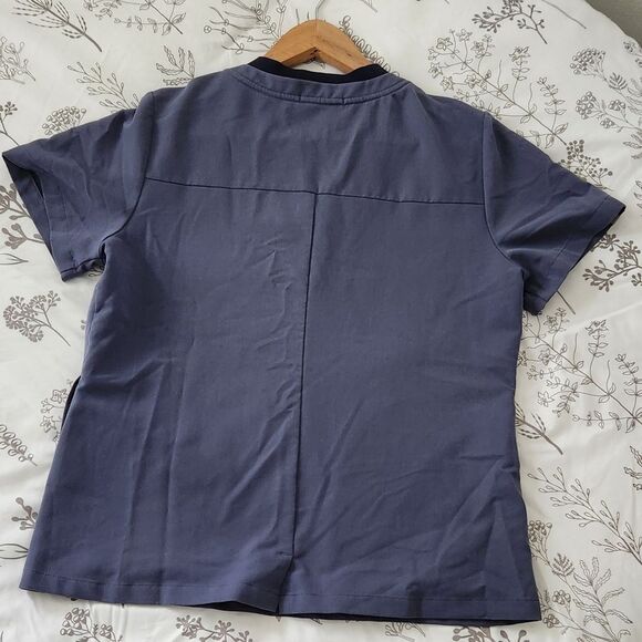 Figs V-Neck Scrub Top - Picture 2 of 6